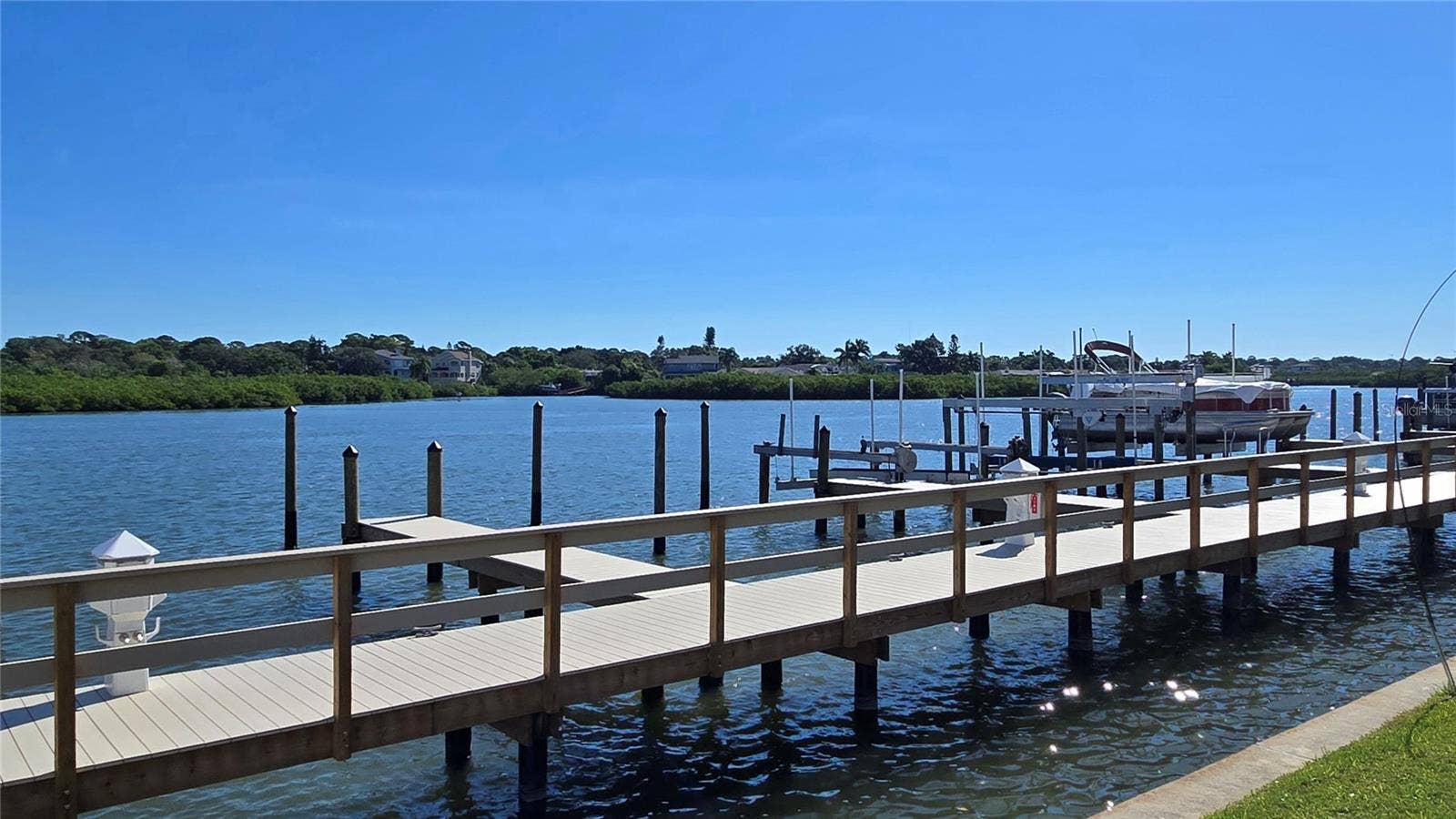 19201 VISTA LANE, #D2, Indian Shores, FL 33785