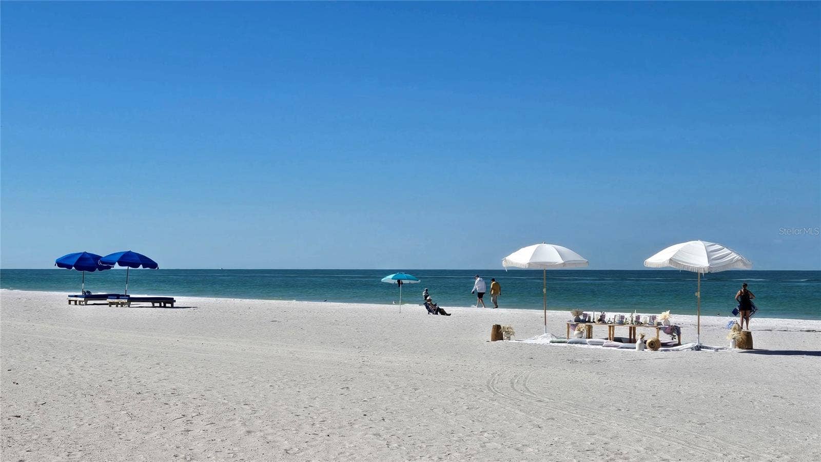 19201 VISTA LANE, #D2, Indian Shores, FL 33785