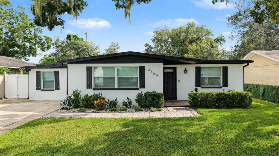 Property photo for 2109 E FLORA STREET, Tampa, FL