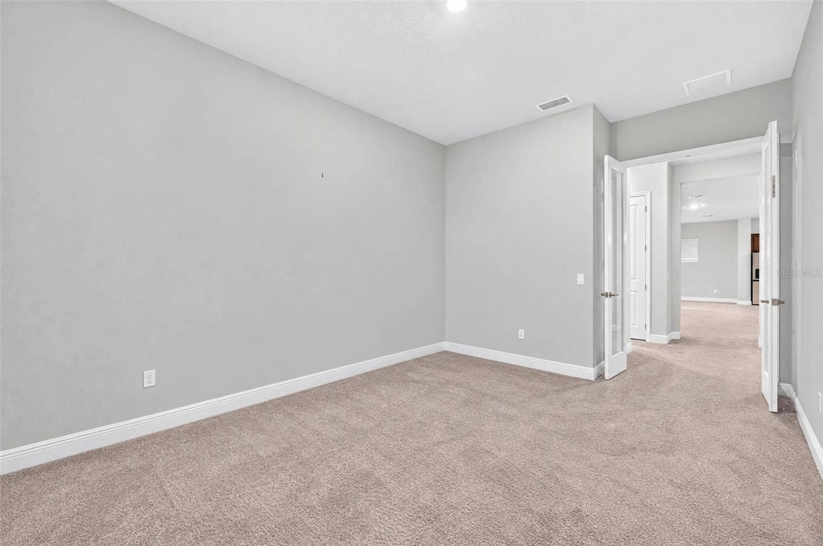 6035 NIKKI LANE, Odessa, FL 33556 6035 NIKKI LANE, Odessa, FL 33556