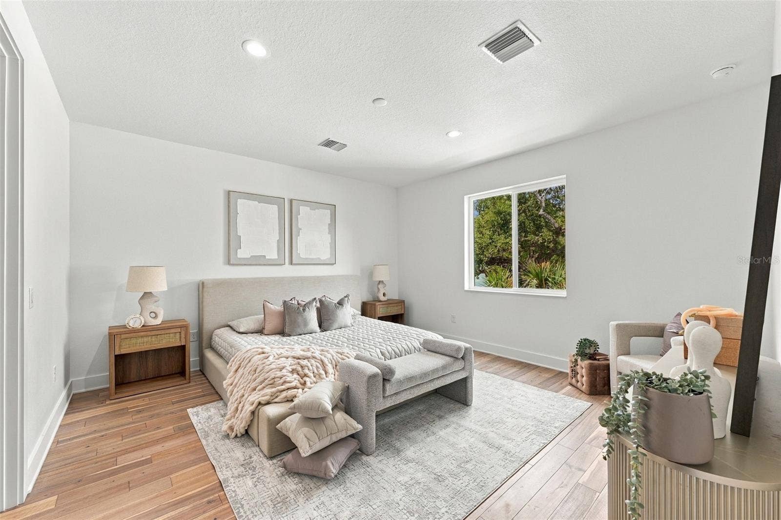 3201 W WYOMING AVENUE, Tampa, FL 33611 3201 W WYOMING AVENUE, Tampa, FL 33611