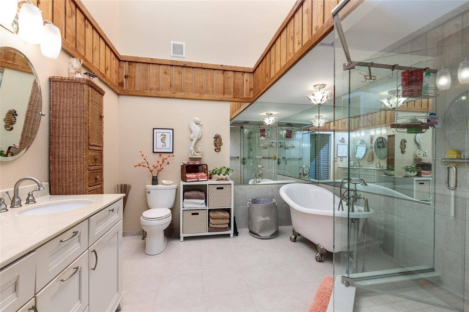 505 SANDY HOOK ROAD, #505, Treasure Island, FL 33706