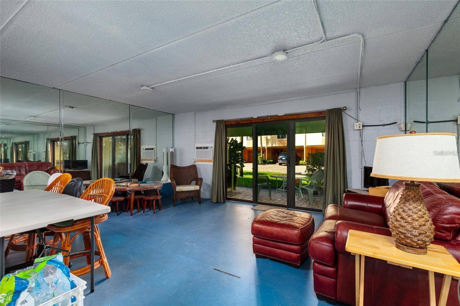 505 SANDY HOOK ROAD, #505, Treasure Island, FL 33706