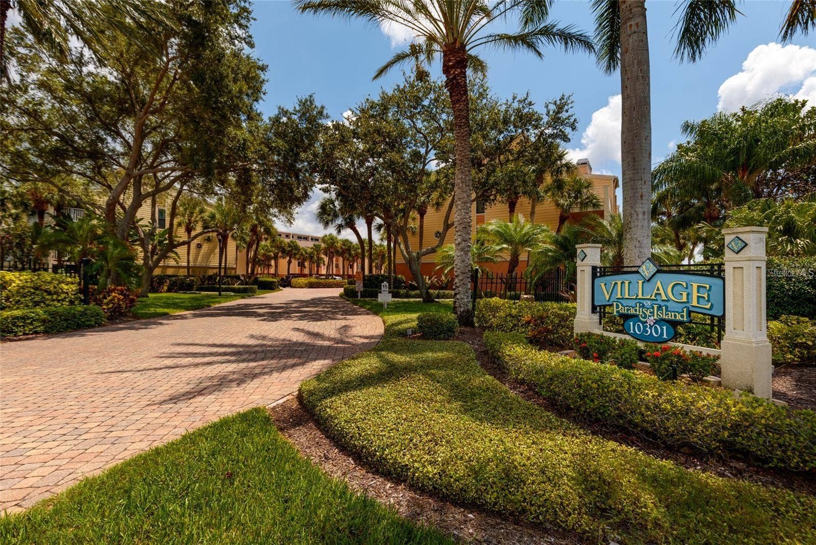 505 SANDY HOOK ROAD, #505, Treasure Island, FL 33706