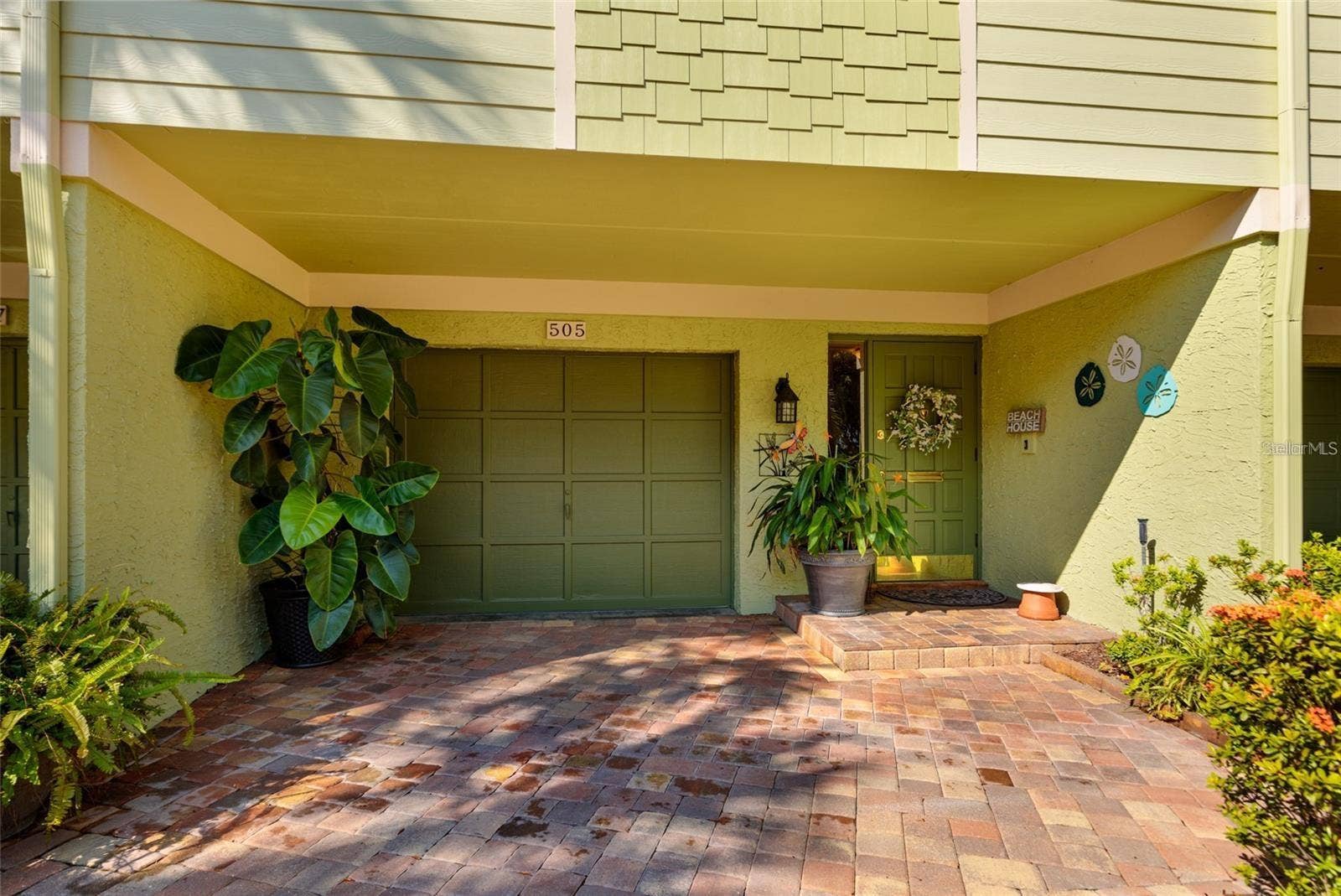 505 SANDY HOOK ROAD, #505, Treasure Island, FL 33706