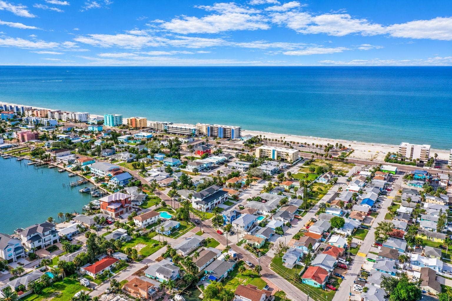 170 145TH AVENUE E, Madeira Beach, FL 33708