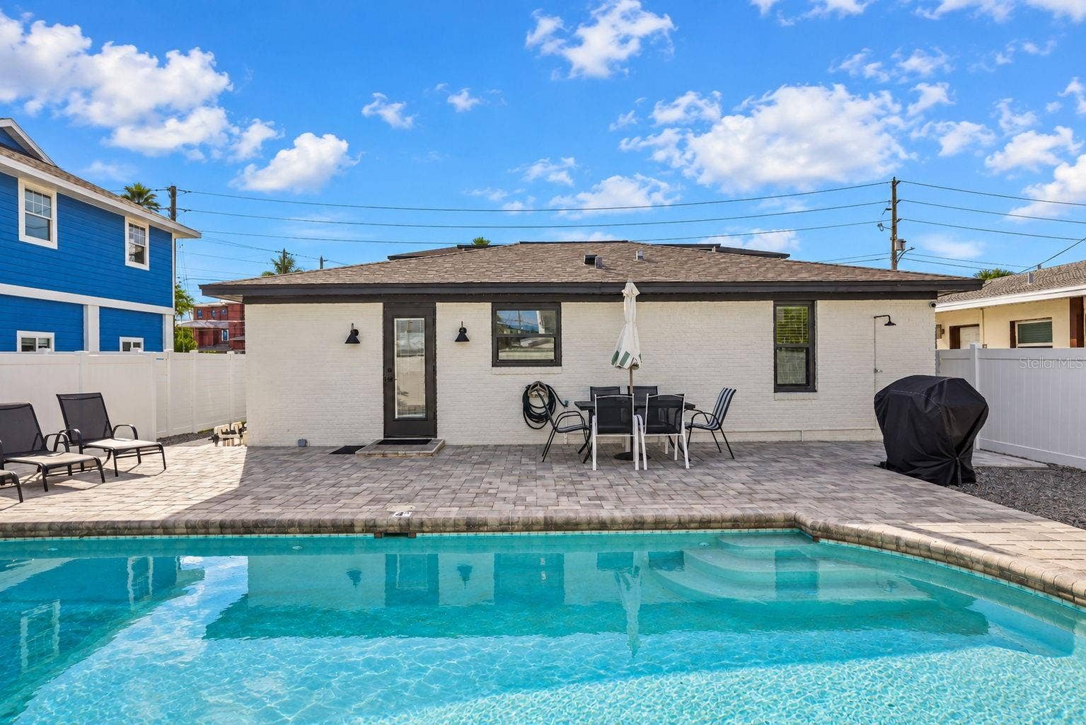 170 145TH AVENUE E, Madeira Beach, FL 33708