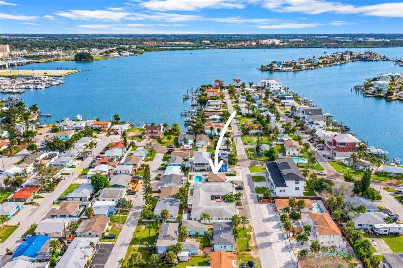 170 145TH AVENUE E, Madeira Beach, FL 33708