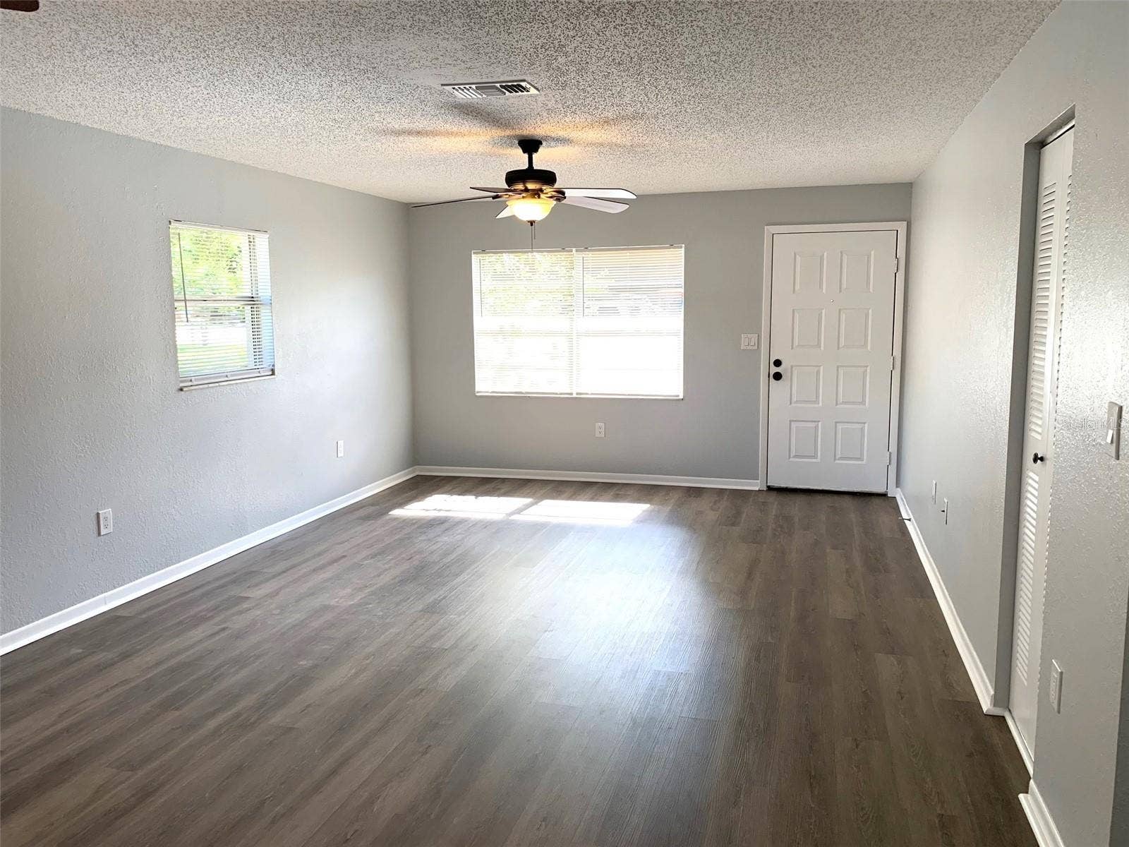 5647 59TH WAY N, St Petersburg, FL 33709 5647 59TH WAY N, St Petersburg, FL 33709