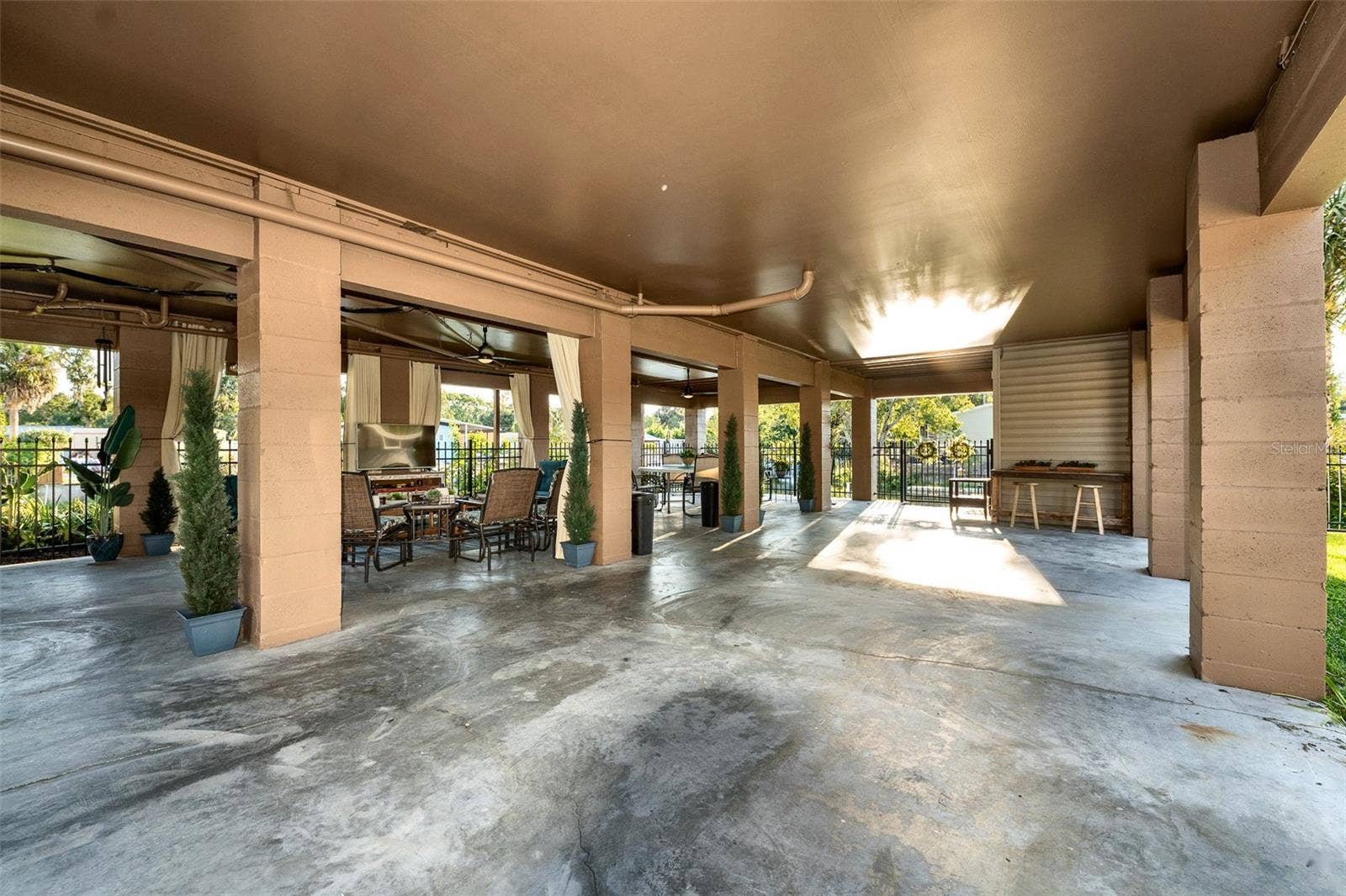 7247 ARBORDALE DRIVE, Weeki Wachee, FL 34607 7247 ARBORDALE DRIVE, Weeki Wachee, FL 34607