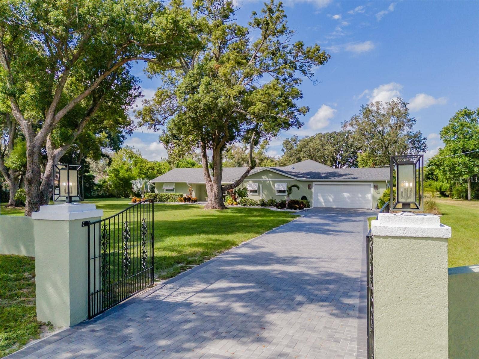 2606 BRUCKEN ROAD, Valrico, FL 33596 2606 BRUCKEN ROAD, Valrico, FL 33596