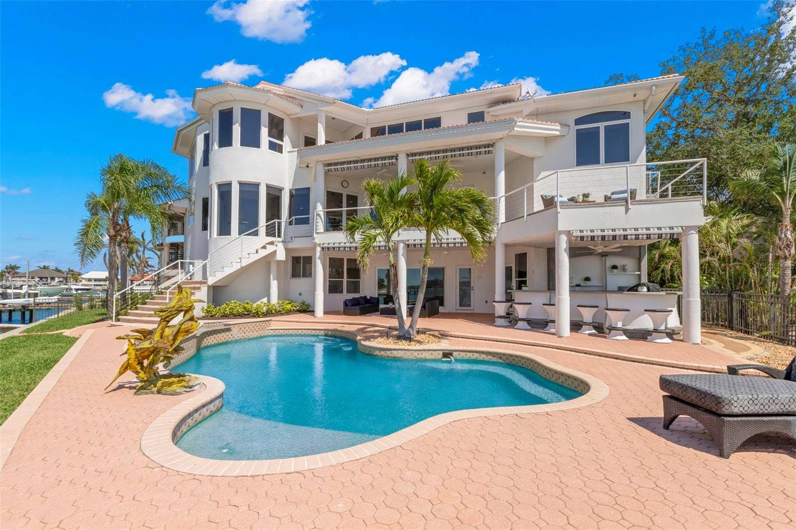 6130 KIPPS COLONY DRIVE W, Gulfport, FL 33707 6130 KIPPS COLONY DRIVE W, Gulfport, FL 33707