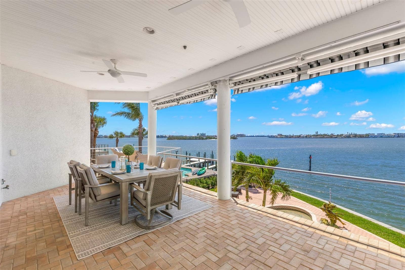 6130 KIPPS COLONY DRIVE W, Gulfport, FL 33707 6130 KIPPS COLONY DRIVE W, Gulfport, FL 33707