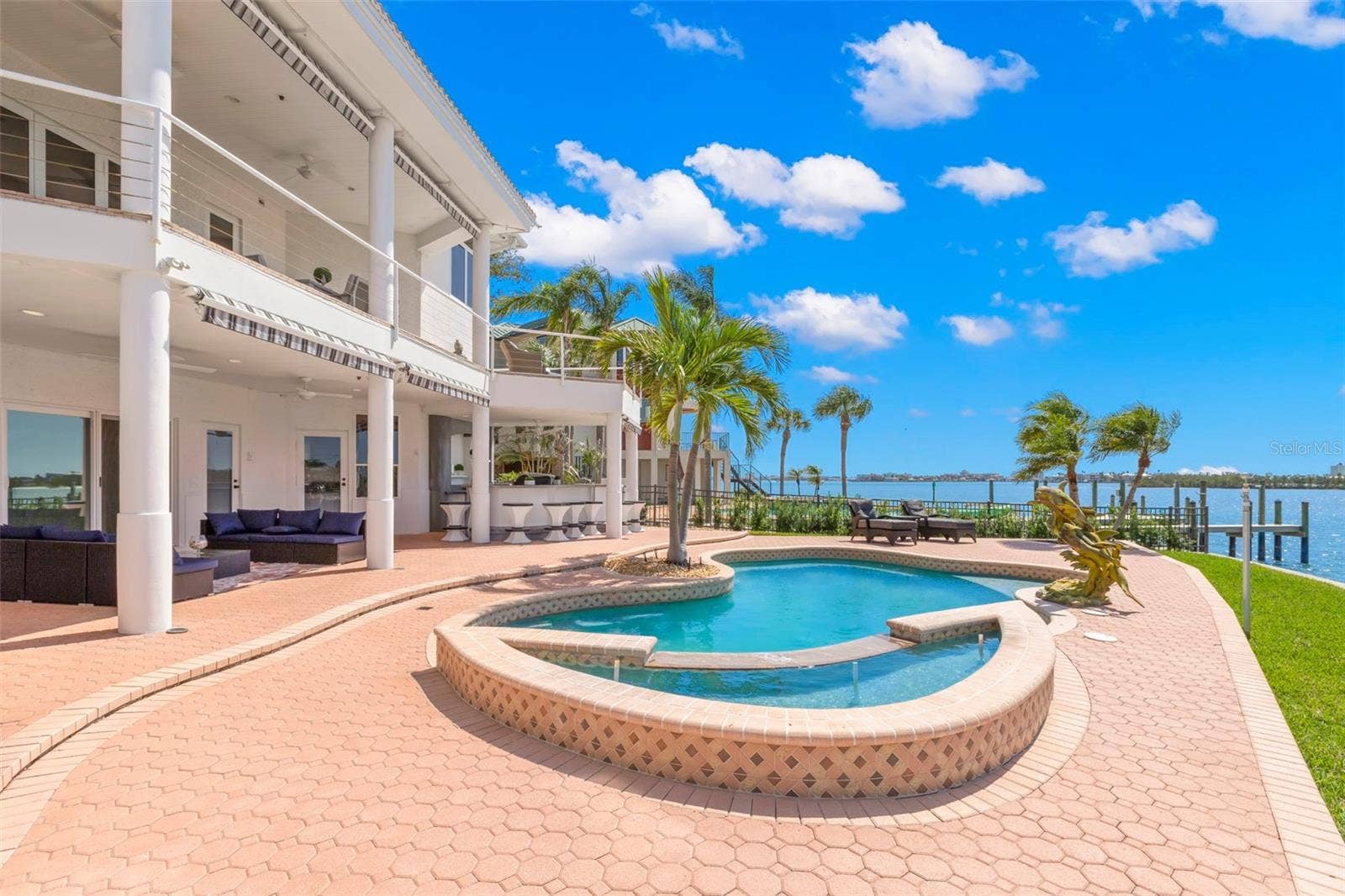 6130 KIPPS COLONY DRIVE W, Gulfport, FL 33707 6130 KIPPS COLONY DRIVE W, Gulfport, FL 33707