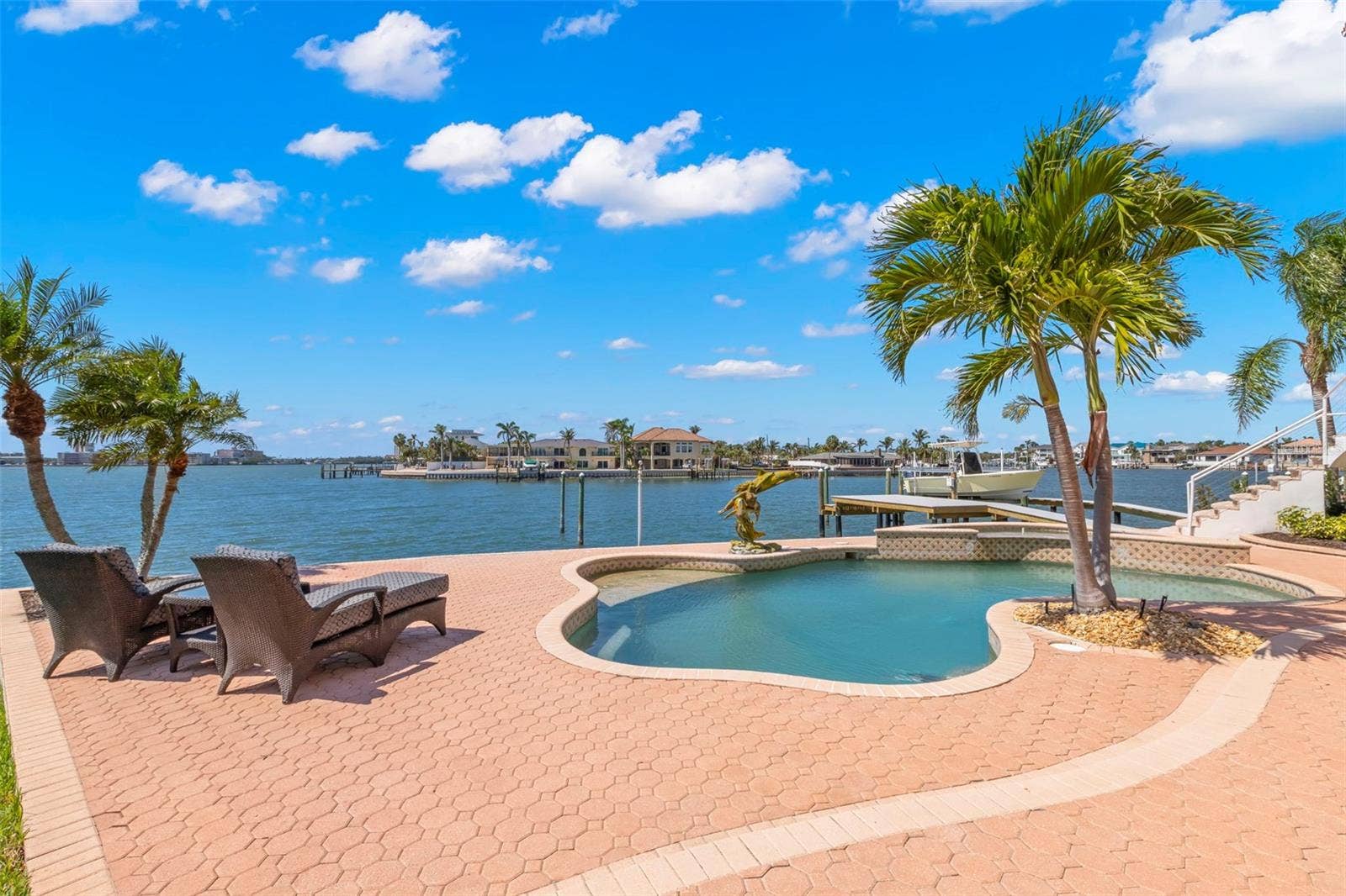 6130 KIPPS COLONY DRIVE W, Gulfport, FL 33707 6130 KIPPS COLONY DRIVE W, Gulfport, FL 33707