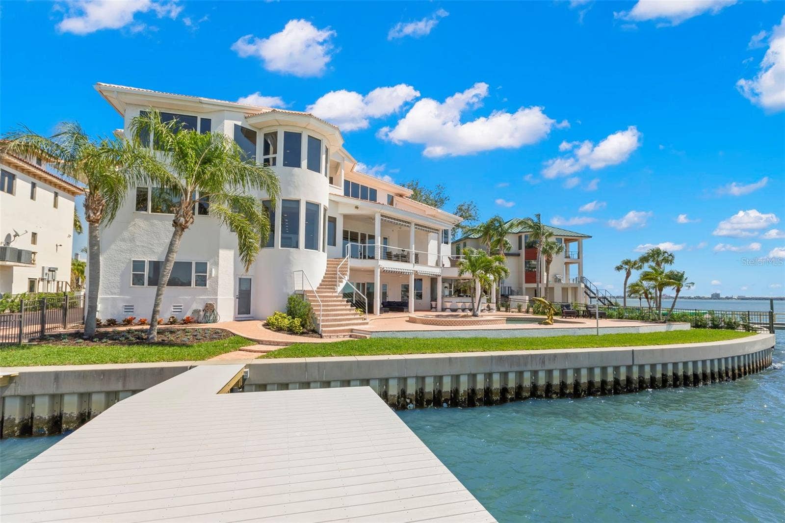 6130 KIPPS COLONY DRIVE W, Gulfport, FL 33707 6130 KIPPS COLONY DRIVE W, Gulfport, FL 33707