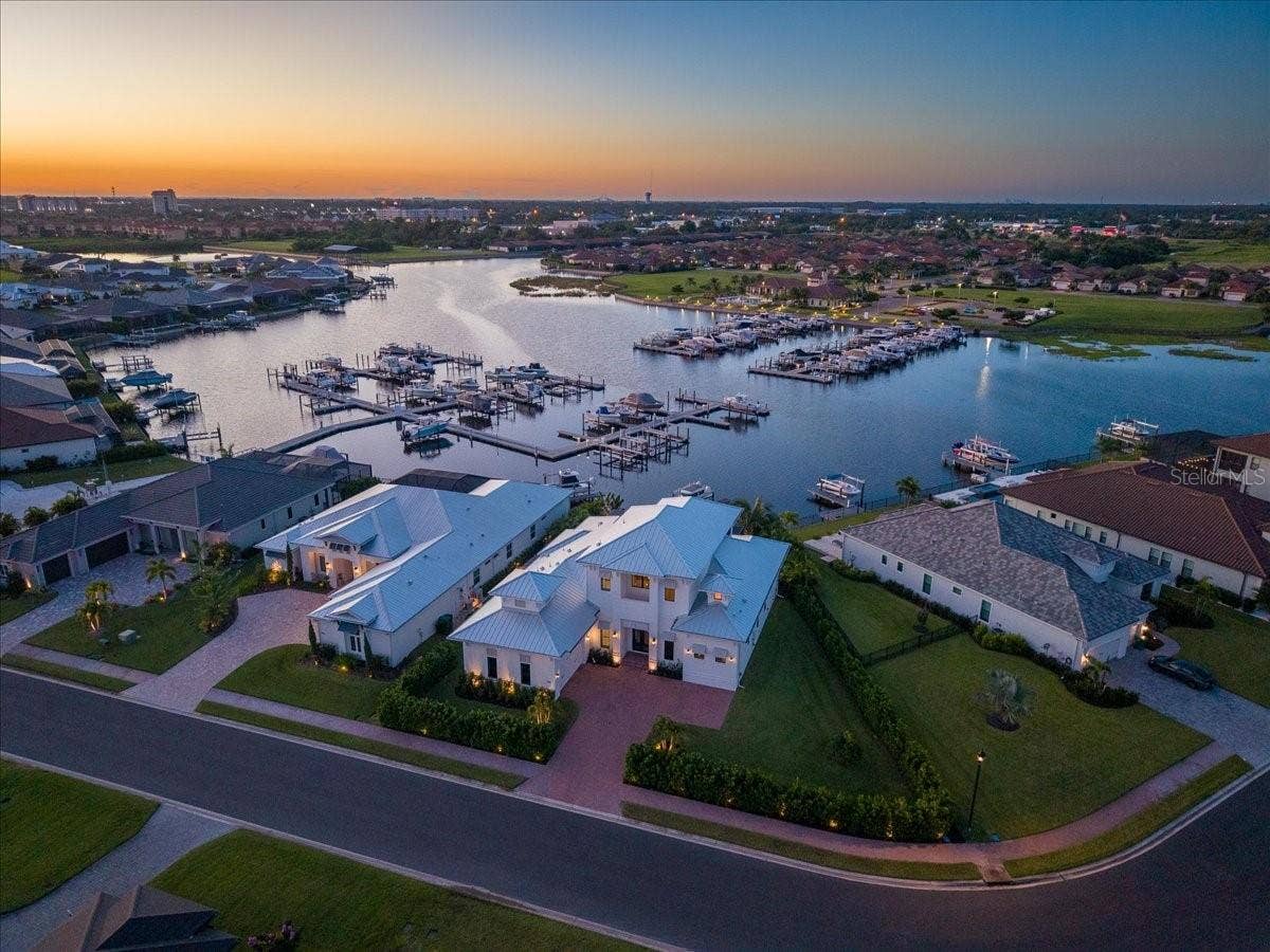 1918 4TH STREET E, Palmetto, FL 34221
