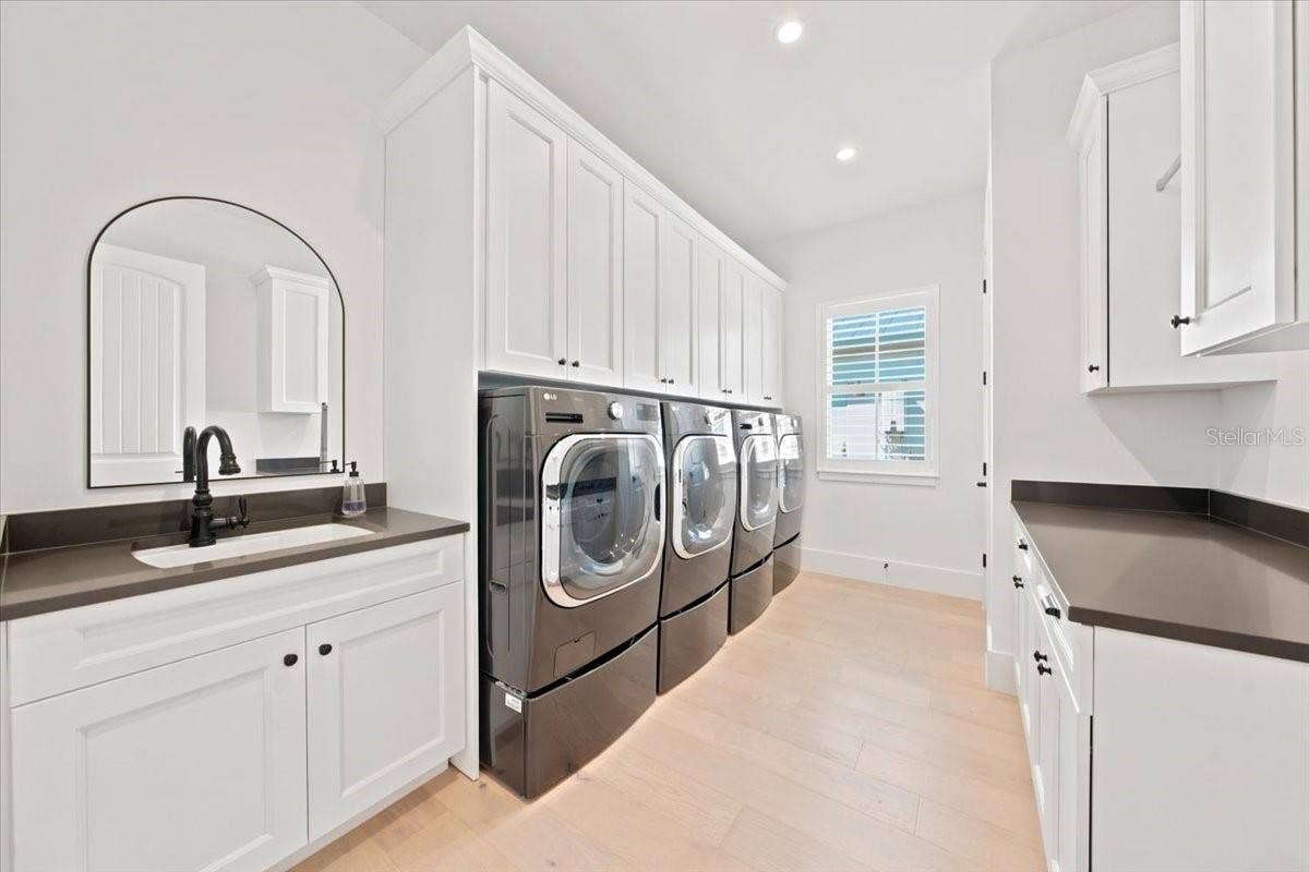 1918 4TH STREET E, Palmetto, FL 34221