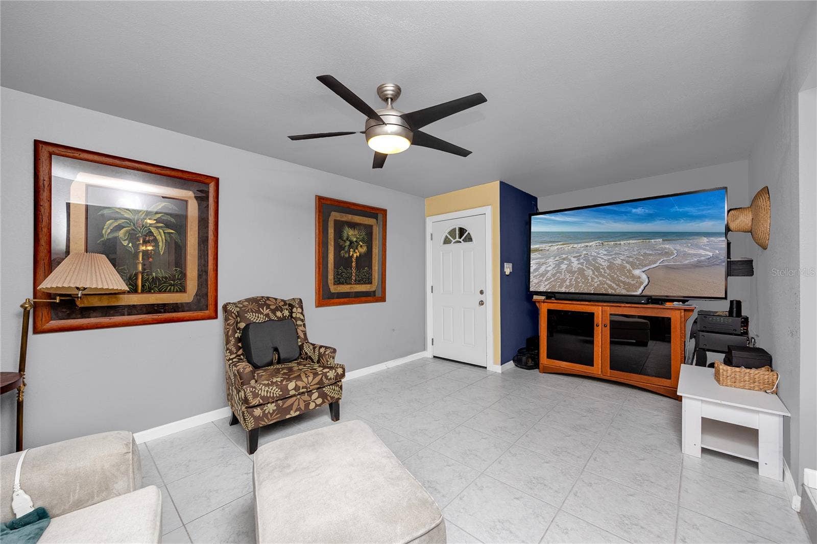 902 ROBIN AVENUE, Palm Harbor, FL 34683 902 ROBIN AVENUE, Palm Harbor, FL 34683