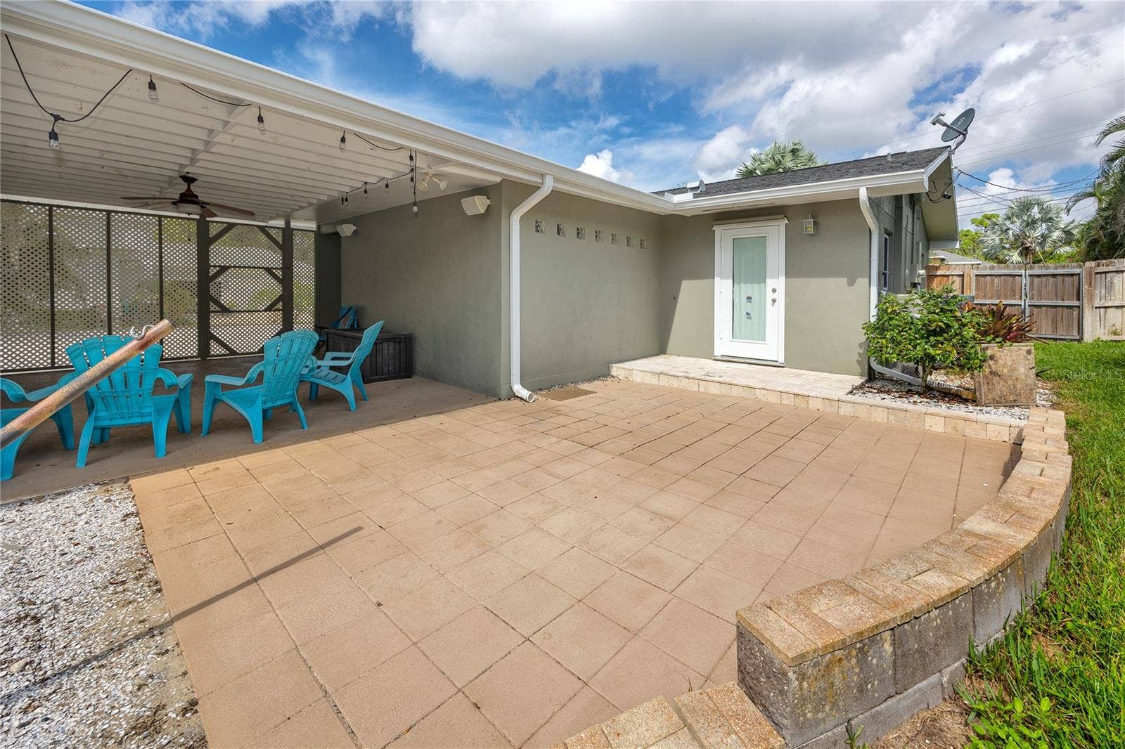 902 ROBIN AVENUE, Palm Harbor, FL 34683 902 ROBIN AVENUE, Palm Harbor, FL 34683