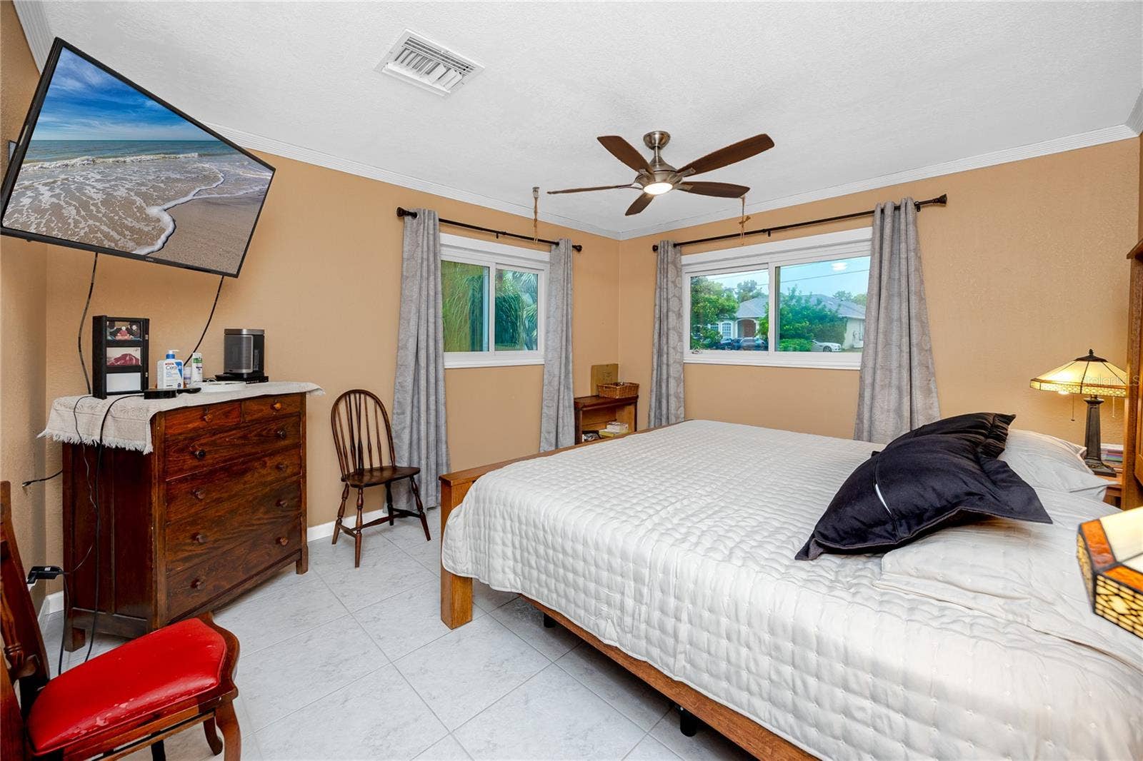 902 ROBIN AVENUE, Palm Harbor, FL 34683 902 ROBIN AVENUE, Palm Harbor, FL 34683