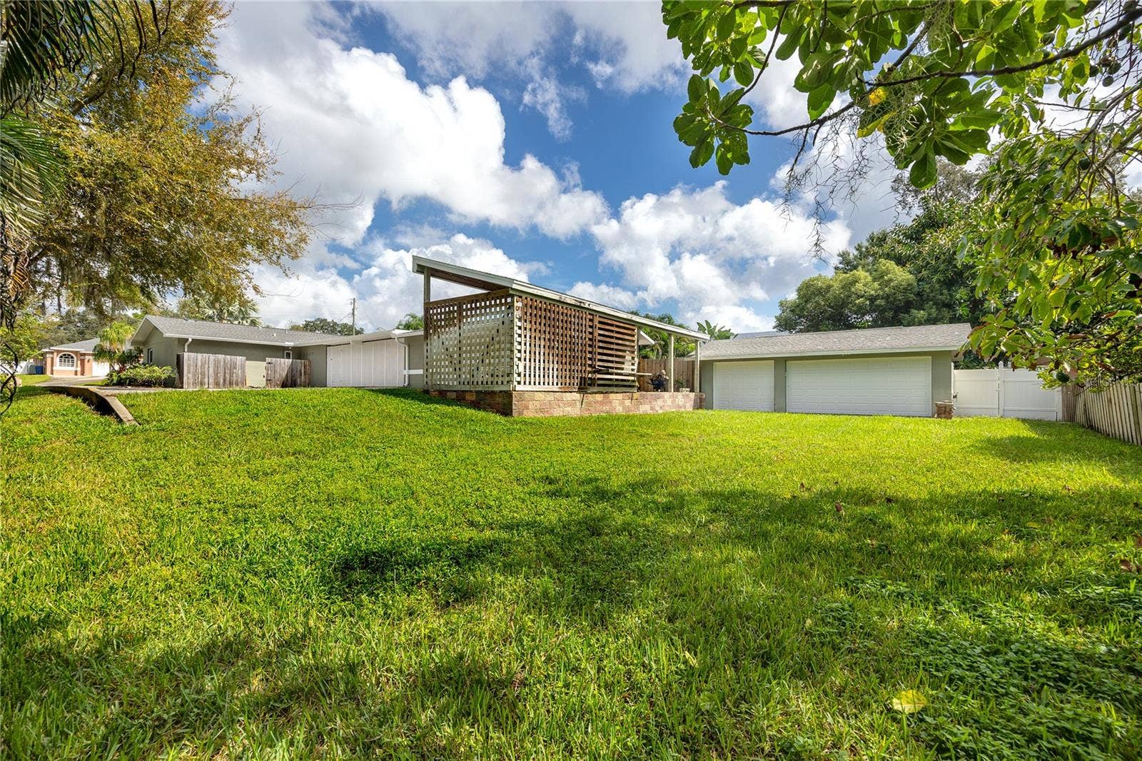 902 ROBIN AVENUE, Palm Harbor, FL 34683 902 ROBIN AVENUE, Palm Harbor, FL 34683