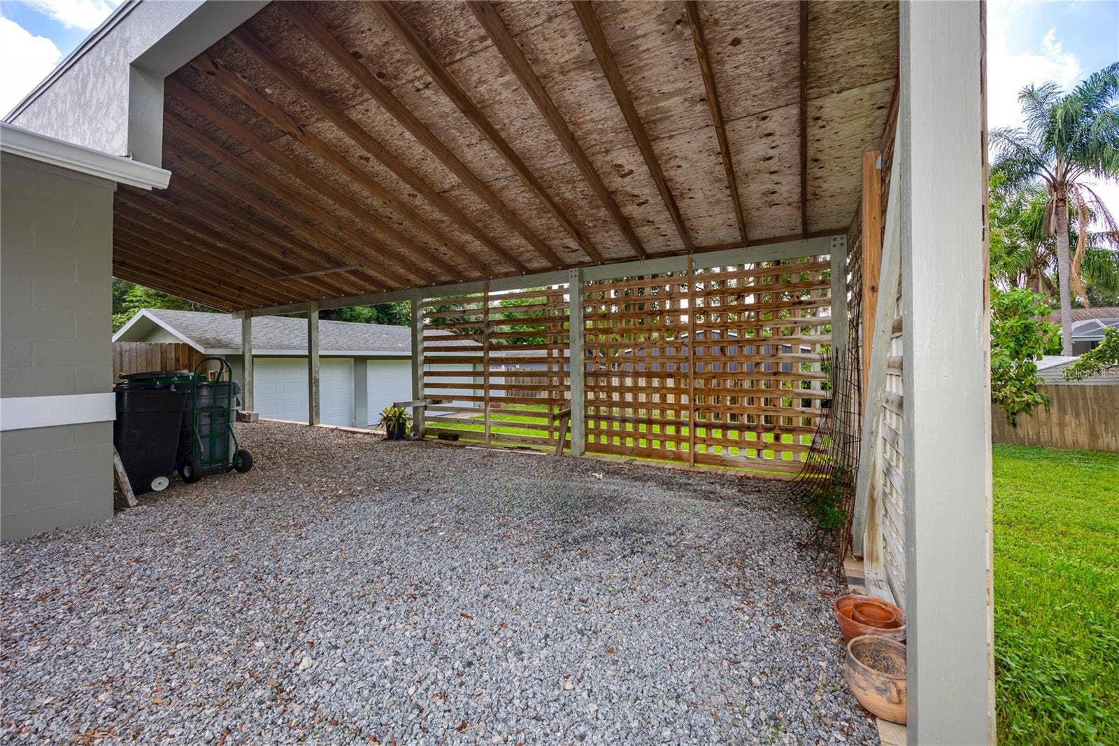 902 ROBIN AVENUE, Palm Harbor, FL 34683 902 ROBIN AVENUE, Palm Harbor, FL 34683