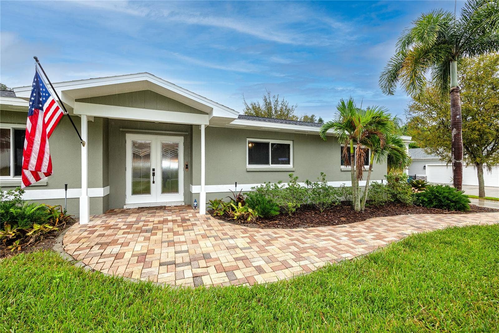 902 ROBIN AVENUE, Palm Harbor, FL 34683 902 ROBIN AVENUE, Palm Harbor, FL 34683