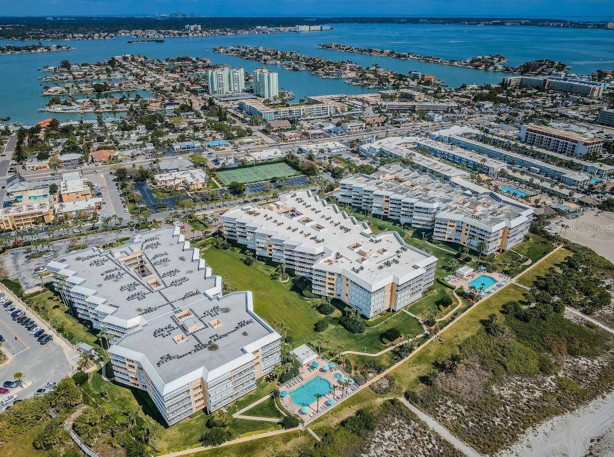 6650 SUNSET WAY, #105, St Pete Beach, FL 33706 6650 SUNSET WAY, #105, St Pete Beach, FL 33706