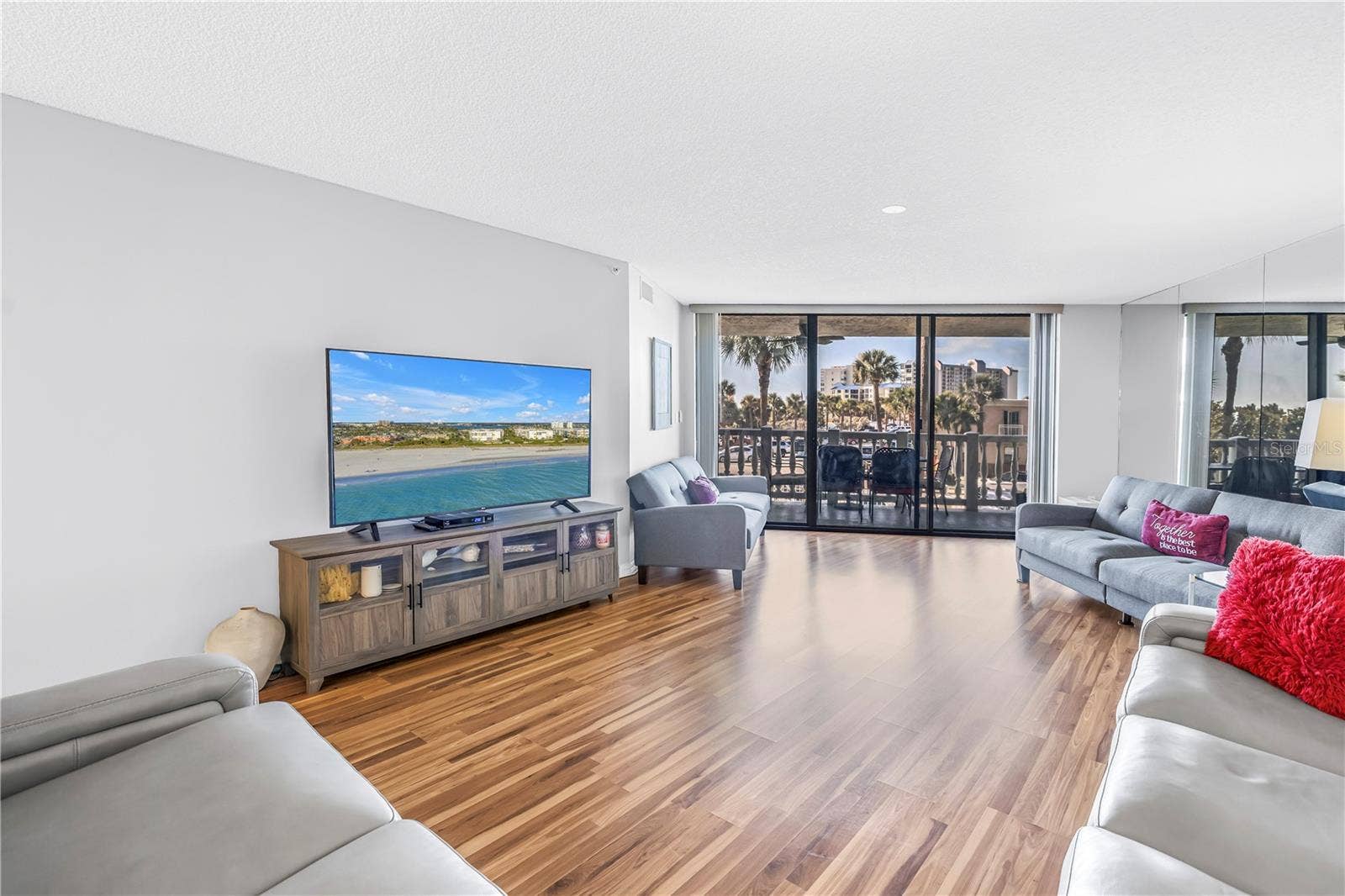 6650 SUNSET WAY, #105, St Pete Beach, FL 33706 6650 SUNSET WAY, #105, St Pete Beach, FL 33706