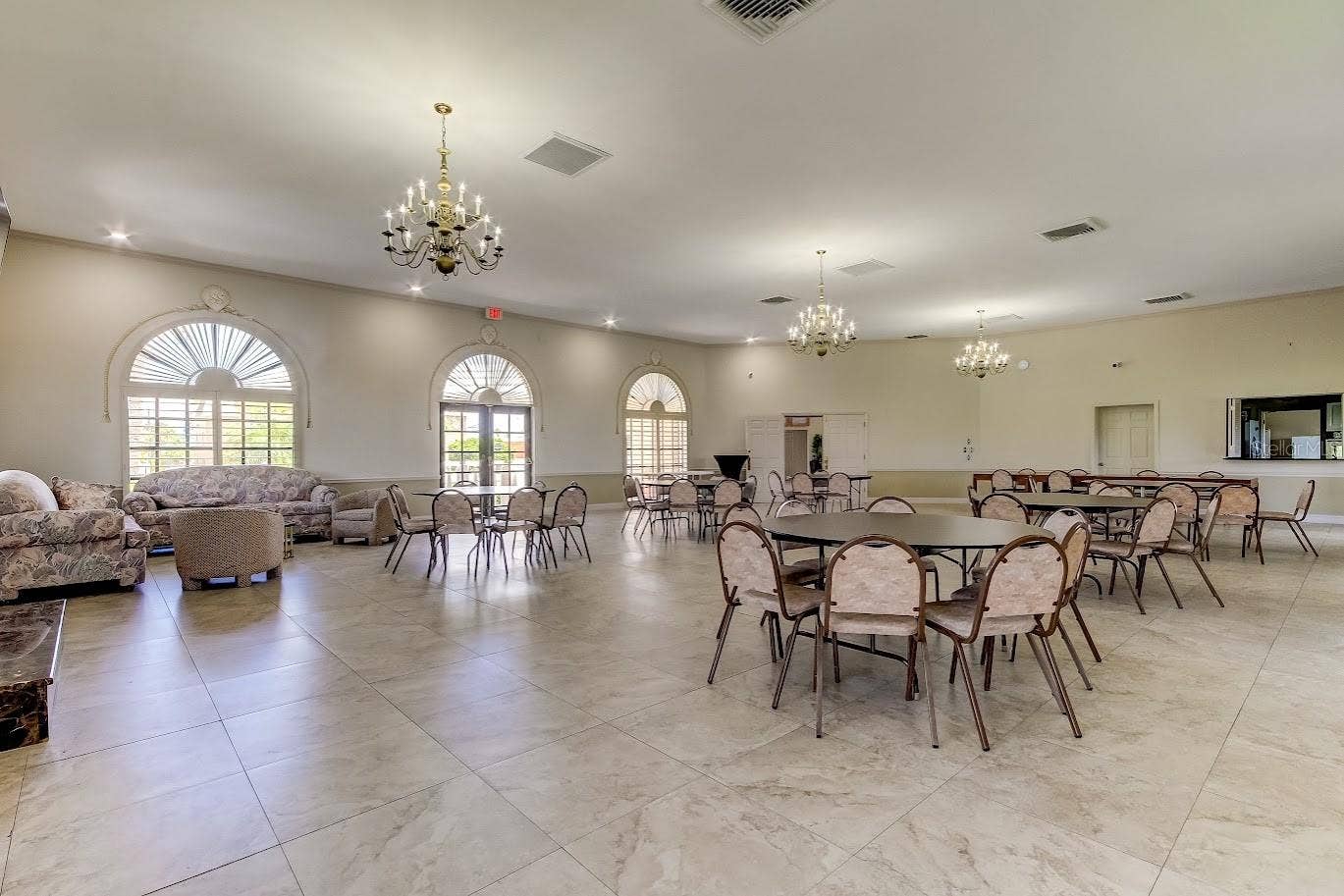 6650 SUNSET WAY, #105, St Pete Beach, FL 33706 6650 SUNSET WAY, #105, St Pete Beach, FL 33706