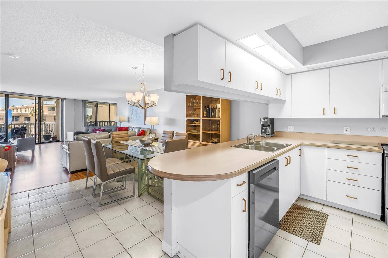 6650 SUNSET WAY, #105, St Pete Beach, FL 33706 6650 SUNSET WAY, #105, St Pete Beach, FL 33706