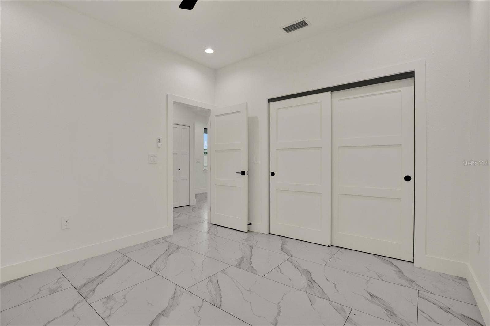 2725 W GREEN STREET, Tampa, FL 33607 2725 W GREEN STREET, Tampa, FL 33607