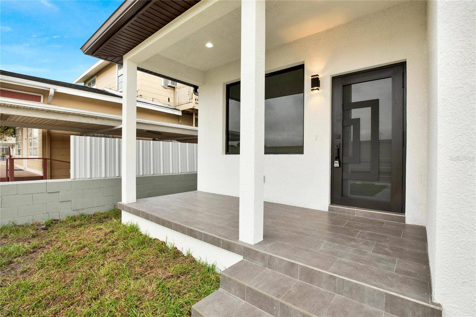 2725 W GREEN STREET, Tampa, FL 33607 2725 W GREEN STREET, Tampa, FL 33607