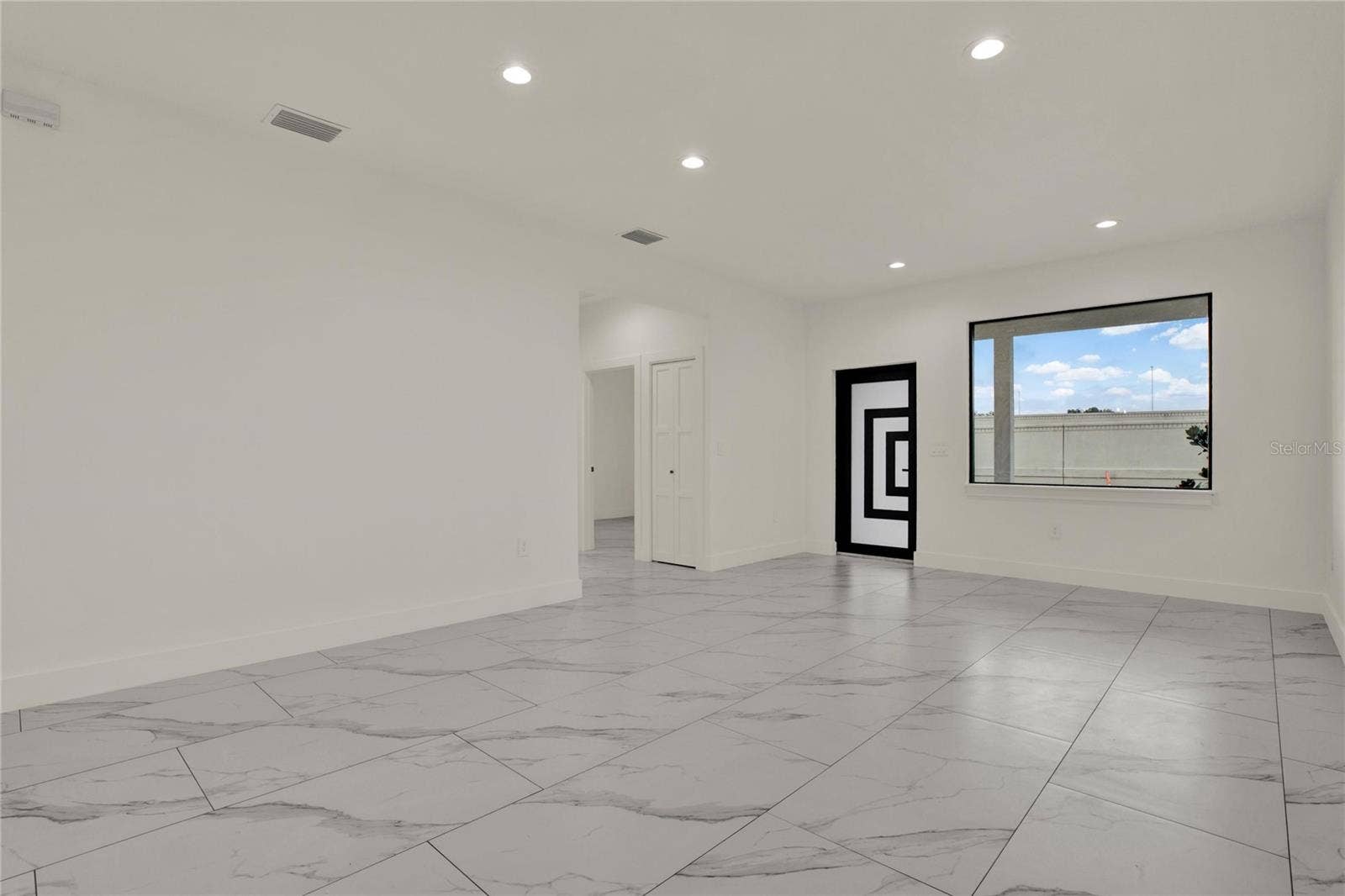 2725 W GREEN STREET, Tampa, FL 33607 2725 W GREEN STREET, Tampa, FL 33607