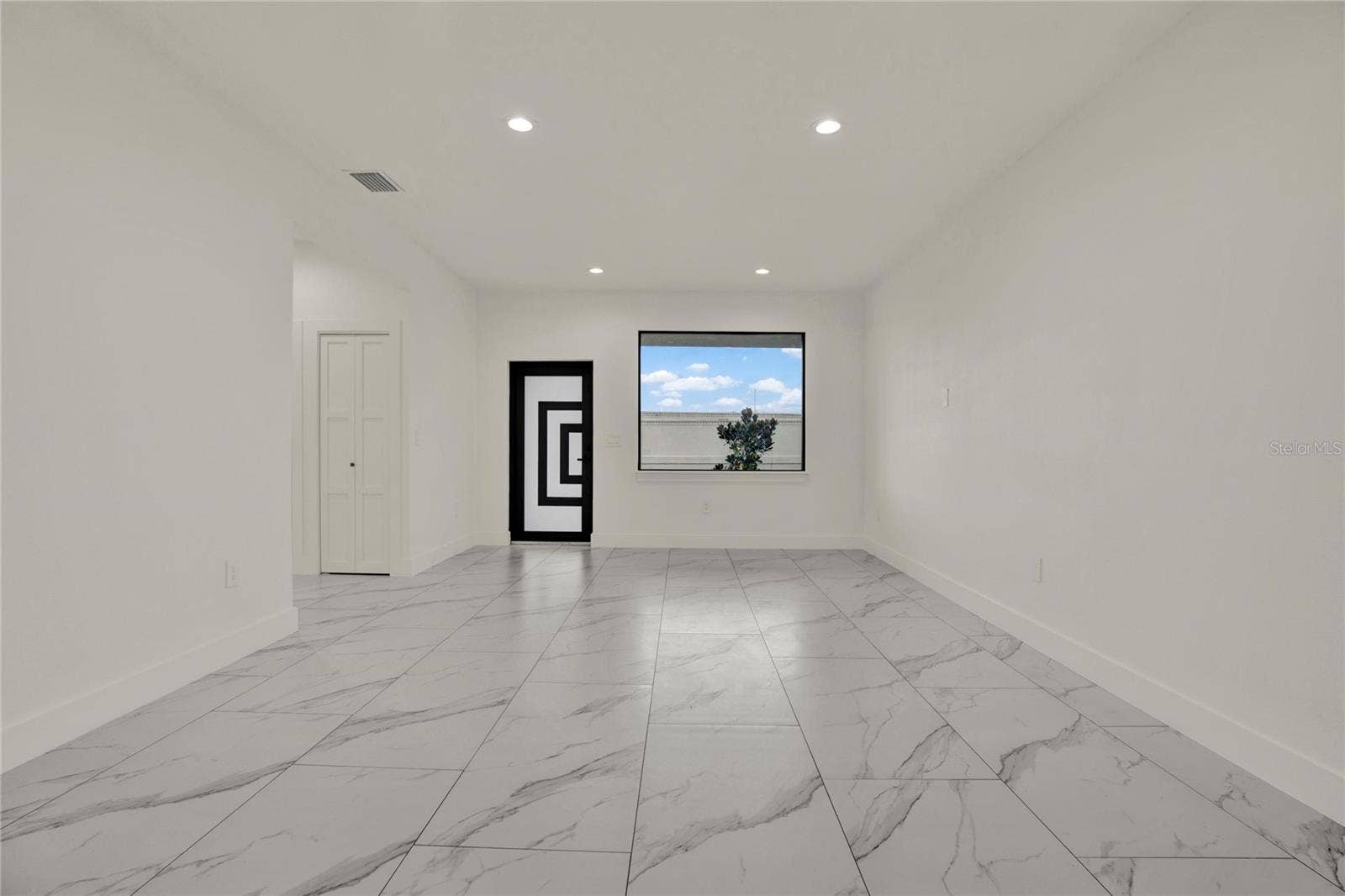 2725 W GREEN STREET, Tampa, FL 33607 2725 W GREEN STREET, Tampa, FL 33607