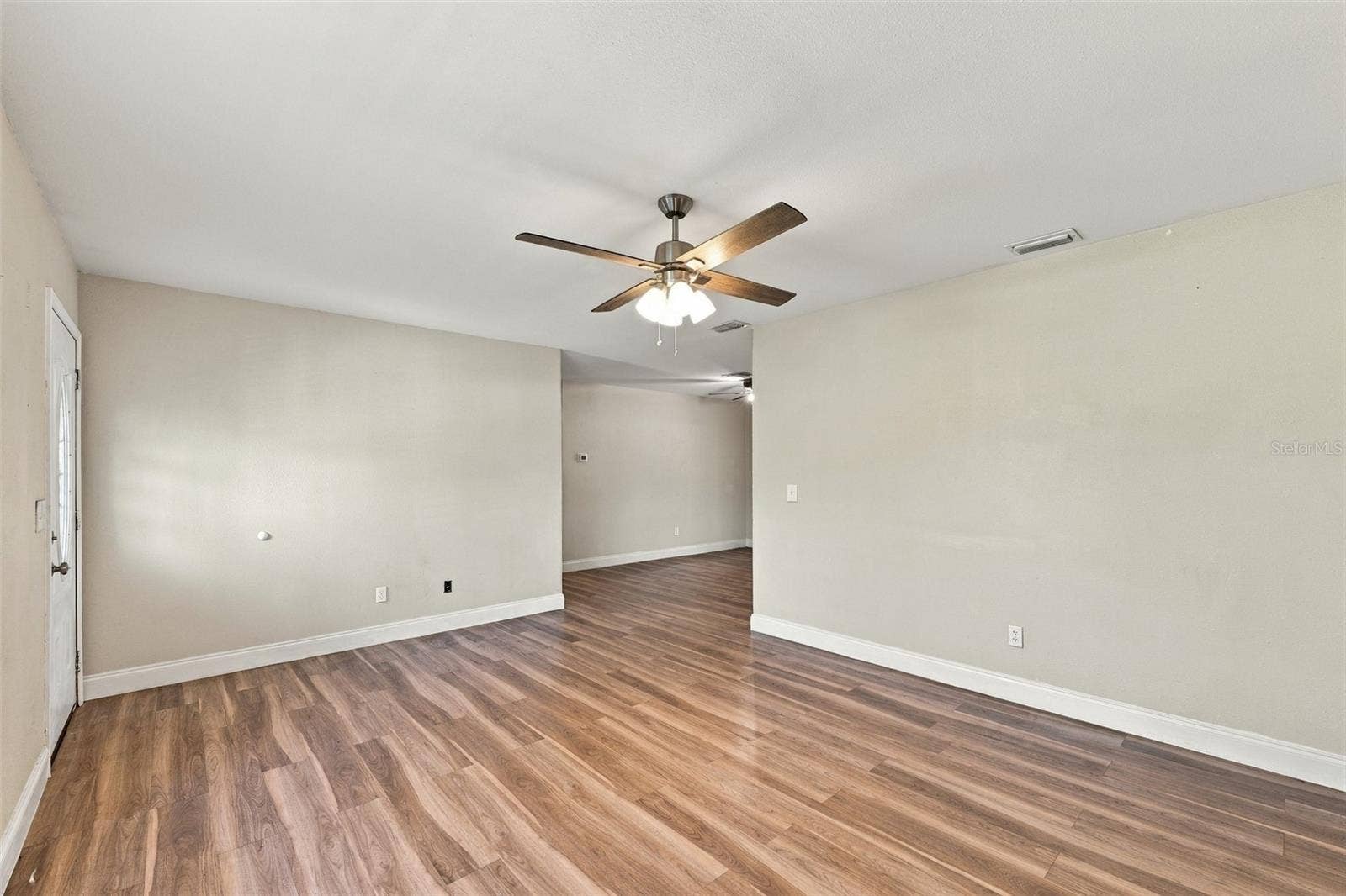 702 CAMELLIA COURT, Seffner, FL 33584 702 CAMELLIA COURT, Seffner, FL 33584
