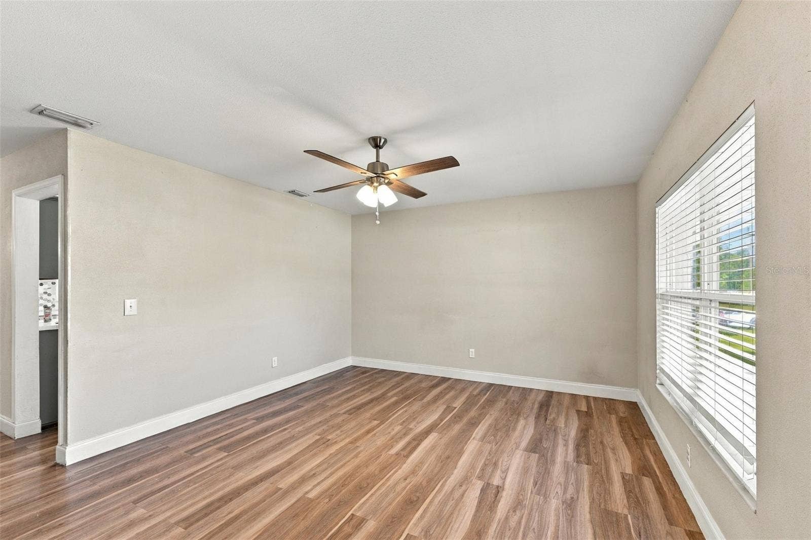 702 CAMELLIA COURT, Seffner, FL 33584 702 CAMELLIA COURT, Seffner, FL 33584