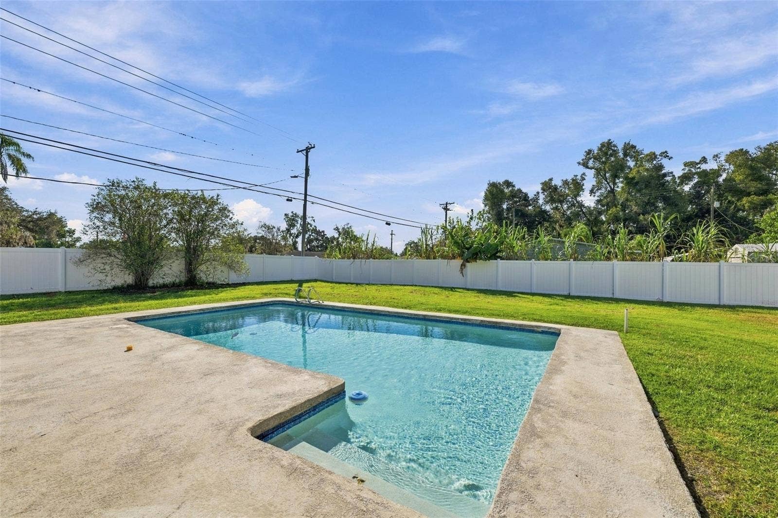 702 CAMELLIA COURT, Seffner, FL 33584 702 CAMELLIA COURT, Seffner, FL 33584