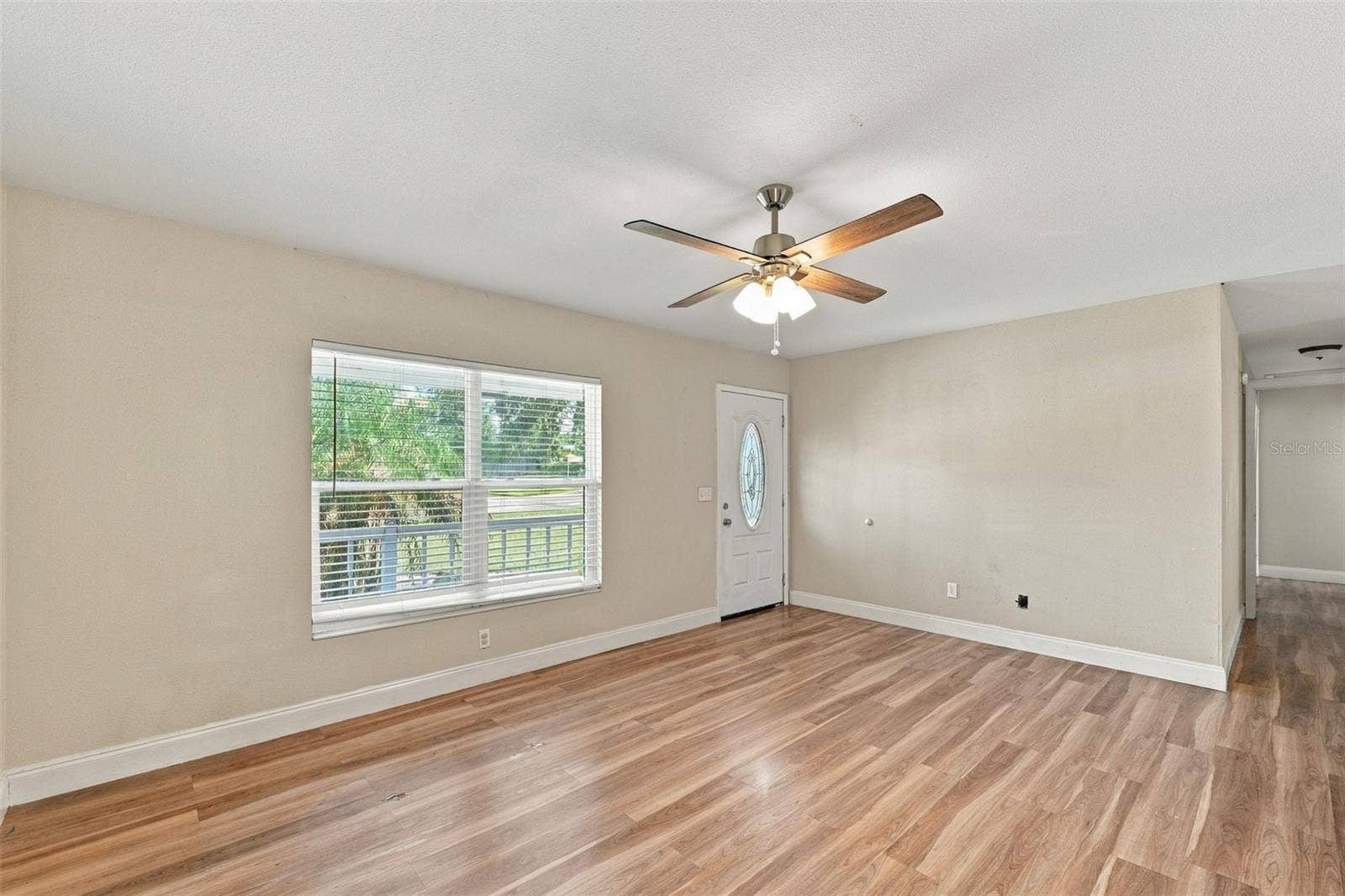 702 CAMELLIA COURT, Seffner, FL 33584 702 CAMELLIA COURT, Seffner, FL 33584