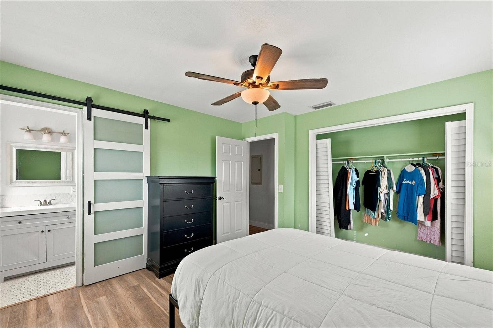 702 CAMELLIA COURT, Seffner, FL 33584 702 CAMELLIA COURT, Seffner, FL 33584