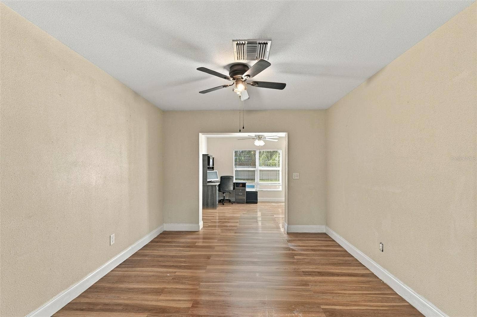 702 CAMELLIA COURT, Seffner, FL 33584 702 CAMELLIA COURT, Seffner, FL 33584