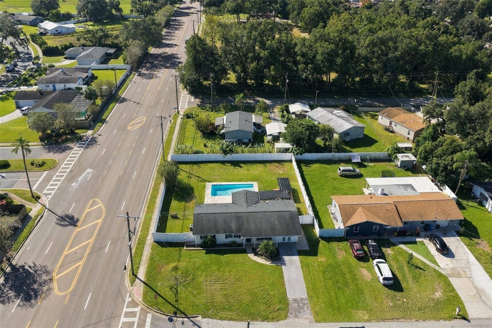 702 CAMELLIA COURT, Seffner, FL 33584 702 CAMELLIA COURT, Seffner, FL 33584