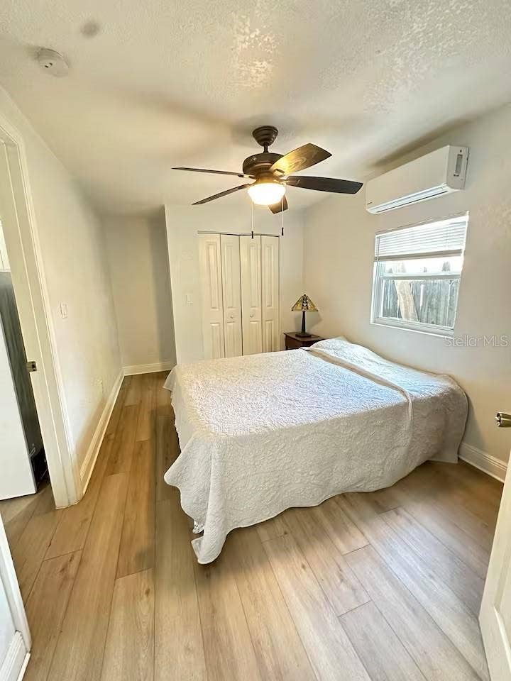 8923 N LYNN AVENUE, Tampa, FL 33604 8923 N LYNN AVENUE, Tampa, FL 33604