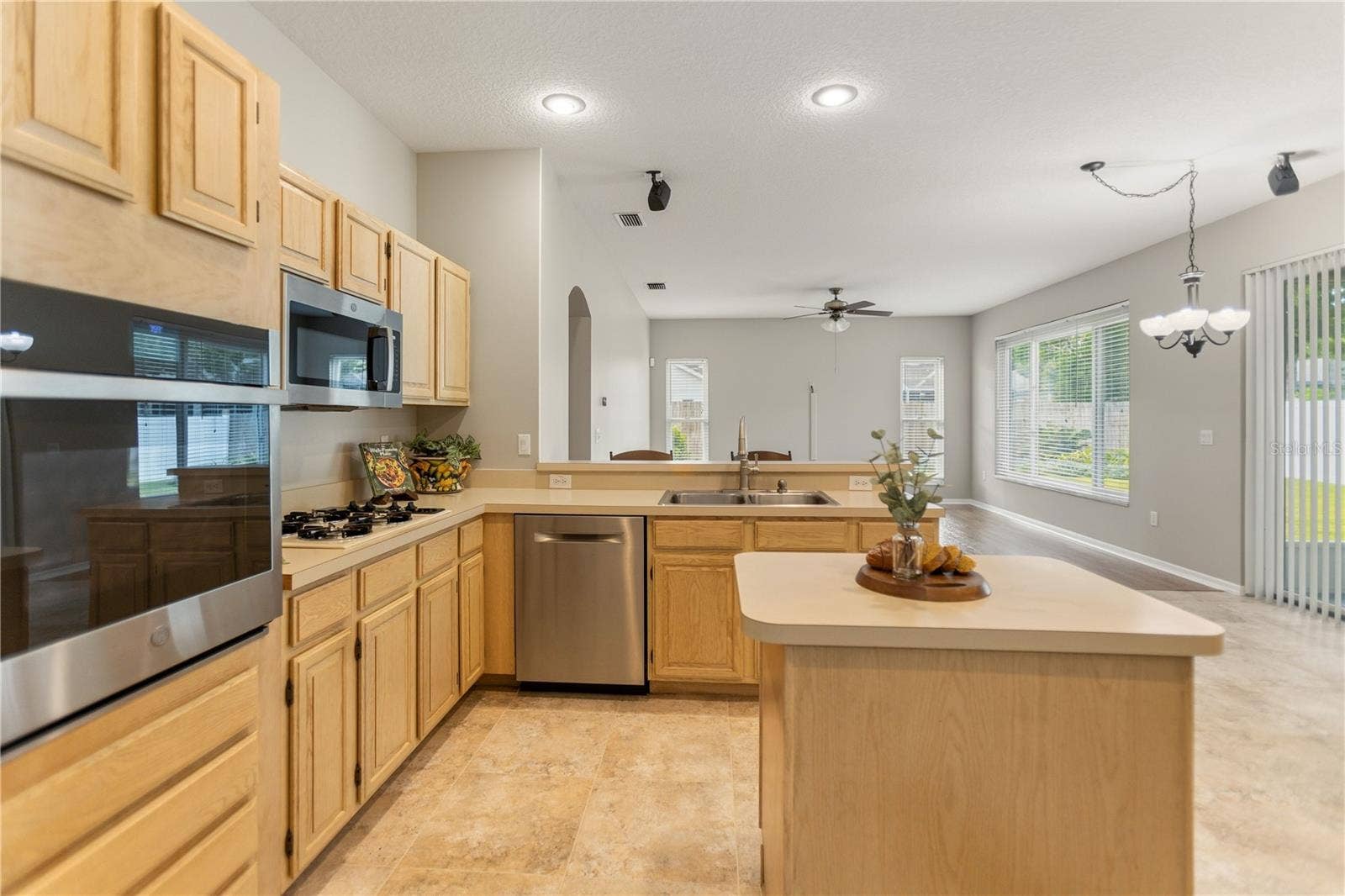 28402 OPENFIELD LOOP, Wesley Chapel, FL 33543