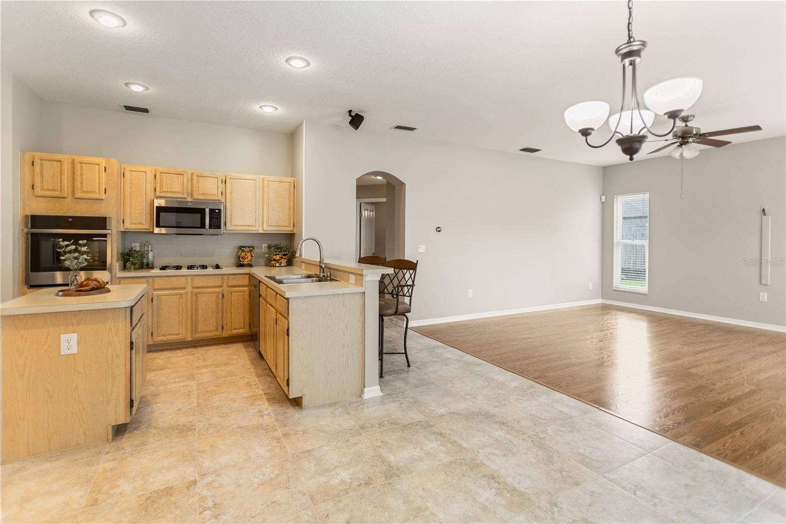 28402 OPENFIELD LOOP, Wesley Chapel, FL 33543