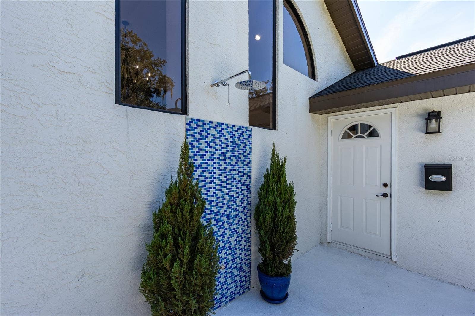 32305 PASCO ROAD, San Antonio, FL 33576 Exterior private entry to in-law suite!