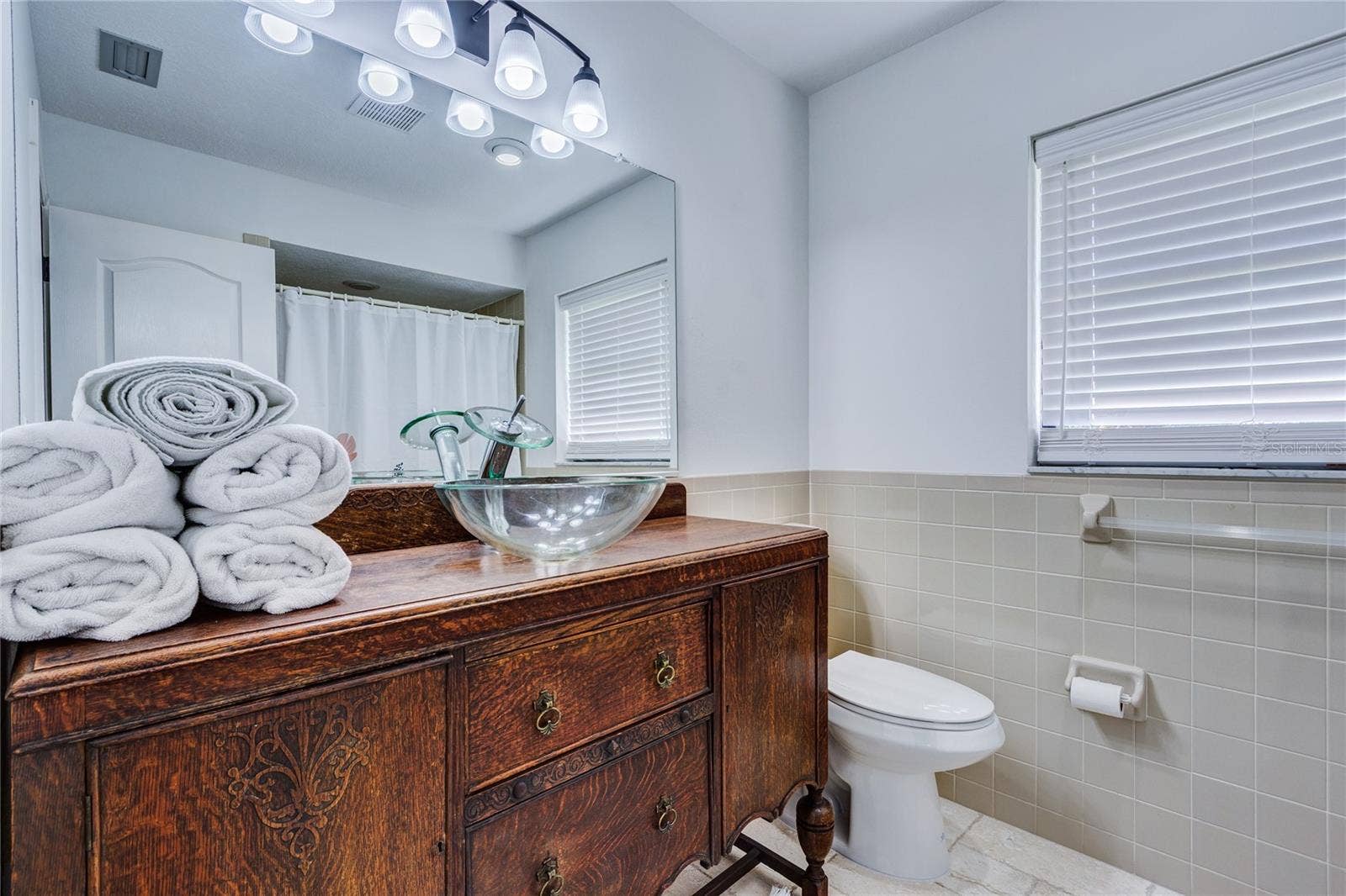 32305 PASCO ROAD, San Antonio, FL 33576 Bathroom 4 with walk-in shower!
