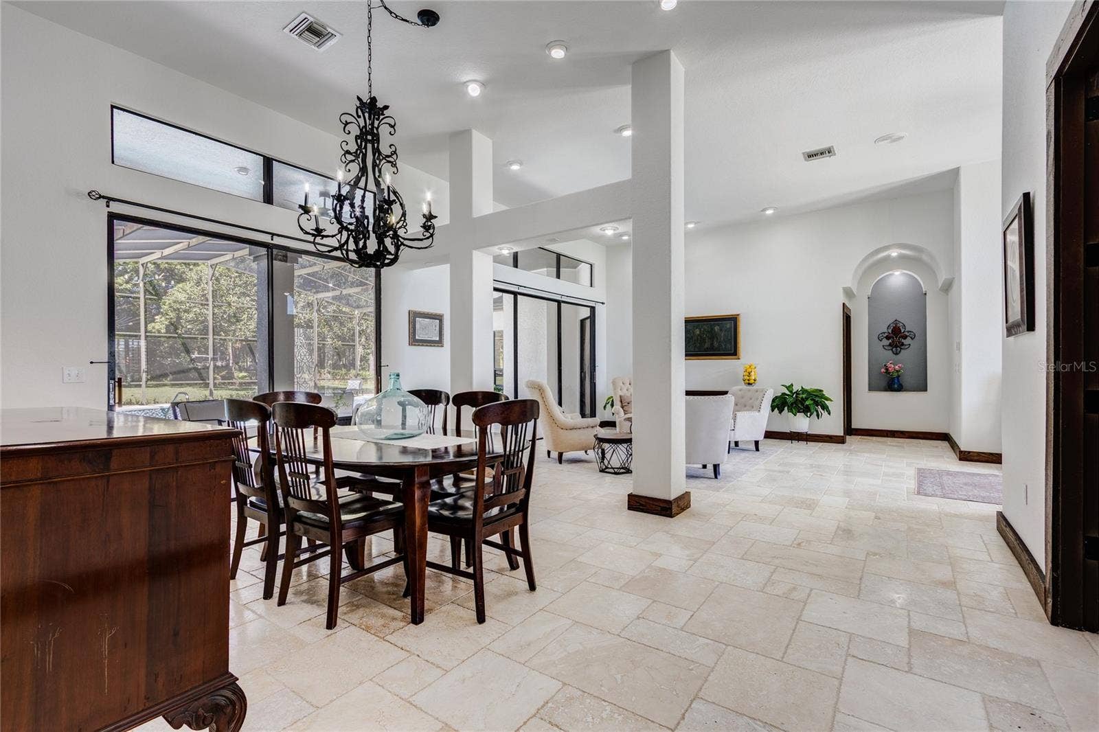 32305 PASCO ROAD, San Antonio, FL 33576 Living room/dining room combo just off the kitchen!