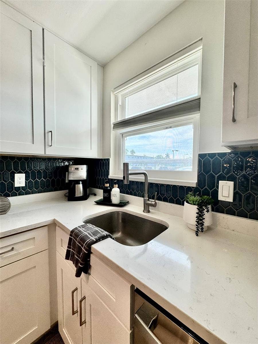 3128 59TH STREET S, #114, Gulfport, FL 33707